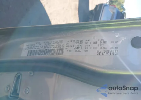 2018 Jeep Compass Trailhawk 4X4 from USA, damaged, VIN 3C4NJDDB8JT341673